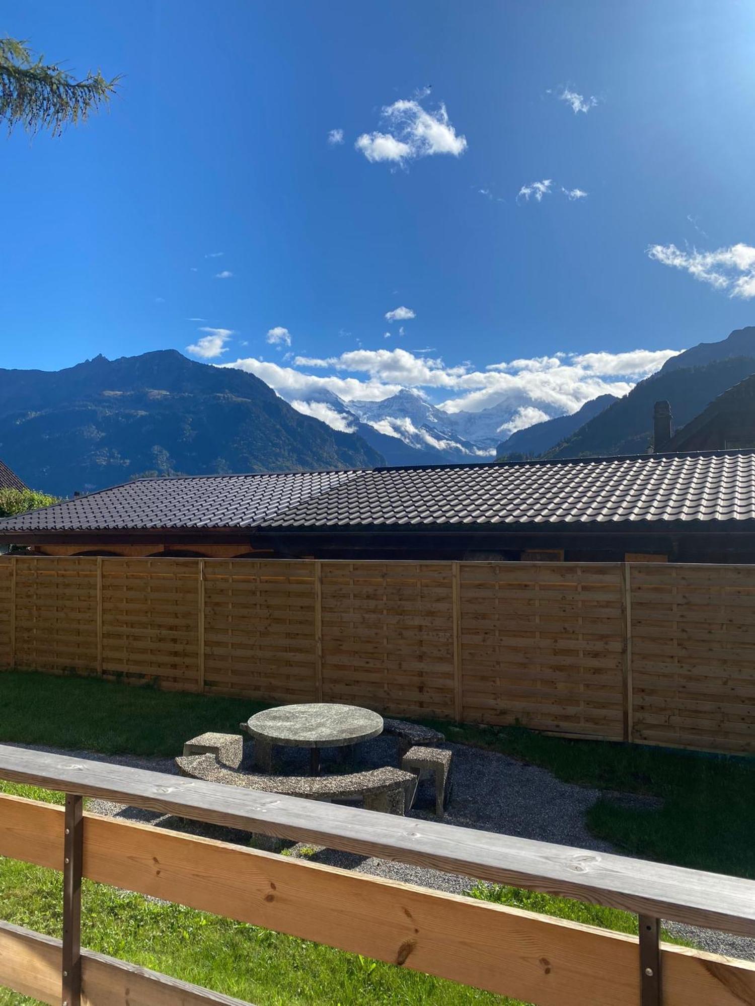 Unique Tiny Eco Lodges With Gorgeous Views To Jungfrau Massiv Interlaken Exterior foto